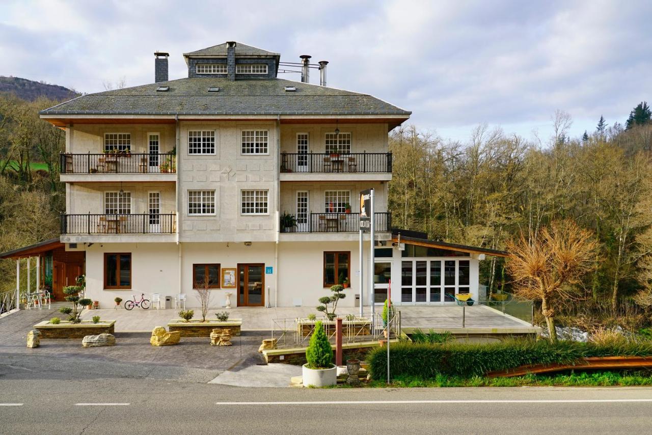 Hotel A Veiga Samos Zewnętrze zdjęcie