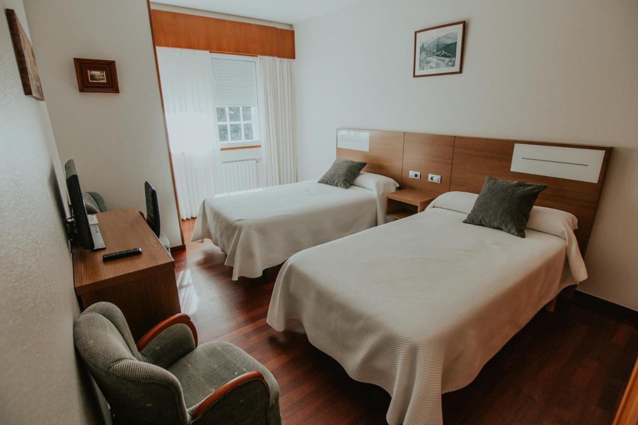 Hotel A Veiga Samos Zewnętrze zdjęcie